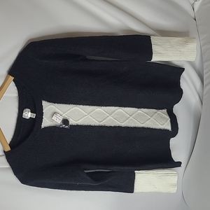 DRESS BARN Sweater Black n White Size S NWT